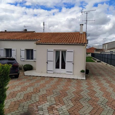 Maison Plain Pied Avec Jardin, Terrasse Et Veranda Cognac Exteriér fotografie