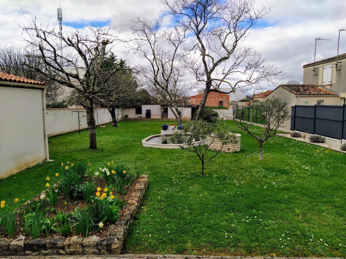 Maison Plain Pied Avec Jardin, Terrasse Et Veranda Cognac Exteriér fotografie