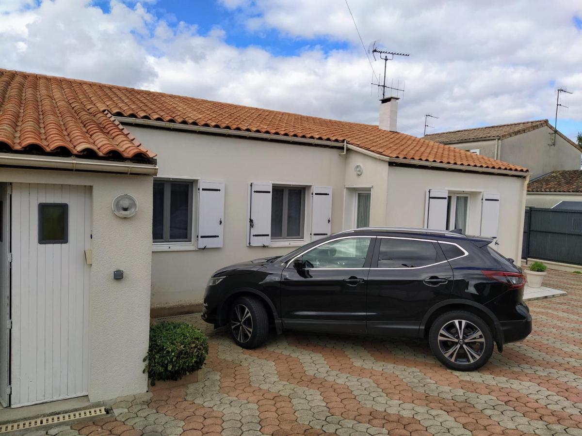 Maison Plain Pied Avec Jardin, Terrasse Et Veranda Cognac Exteriér fotografie